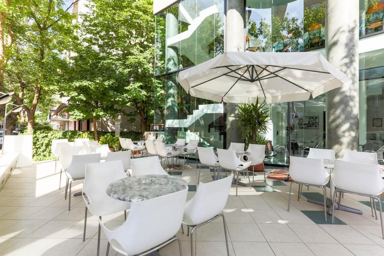 Hotel Ali D'Oro Rimini Exterior photo