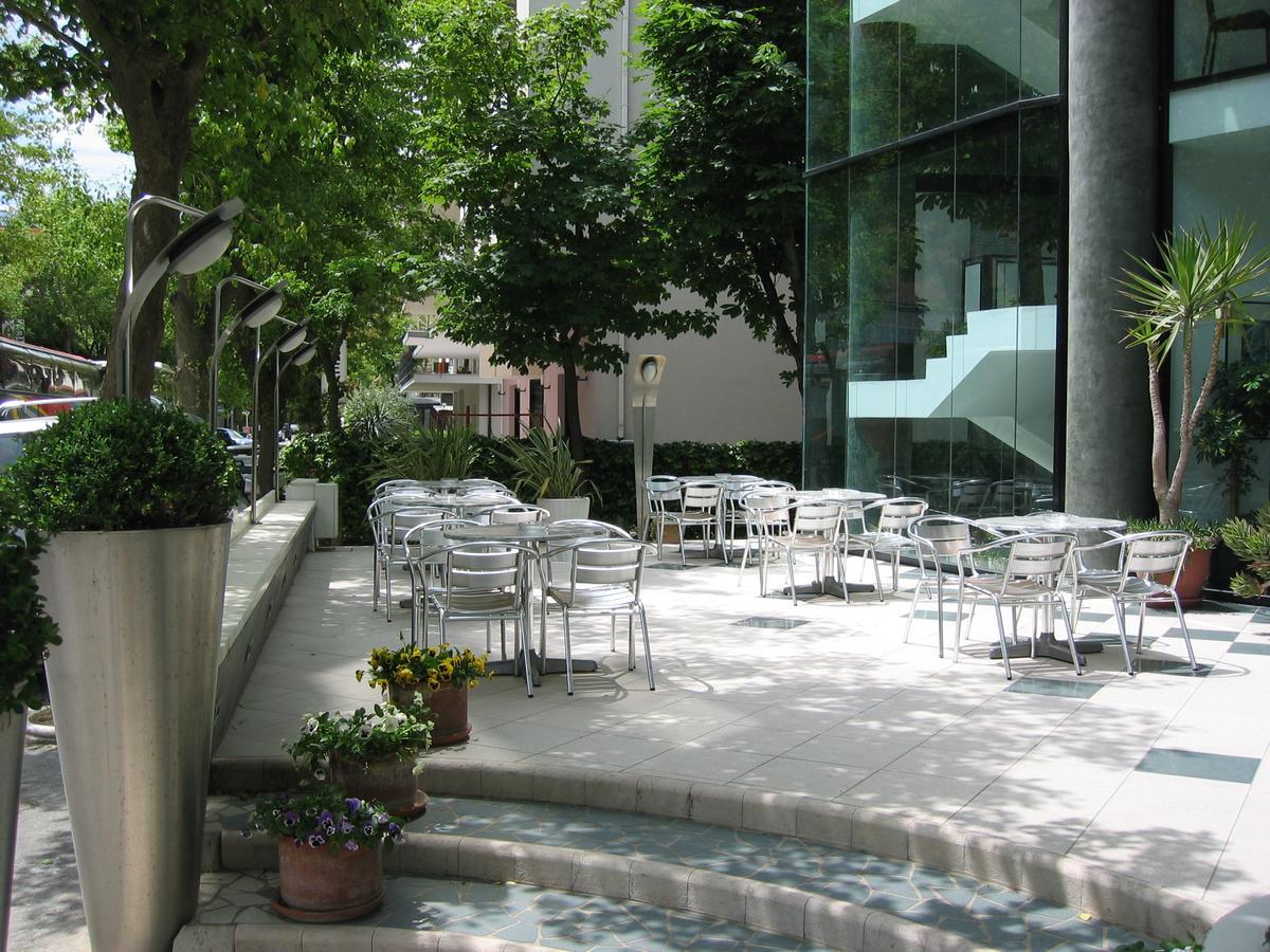 Hotel Ali D'Oro Rimini Exterior photo